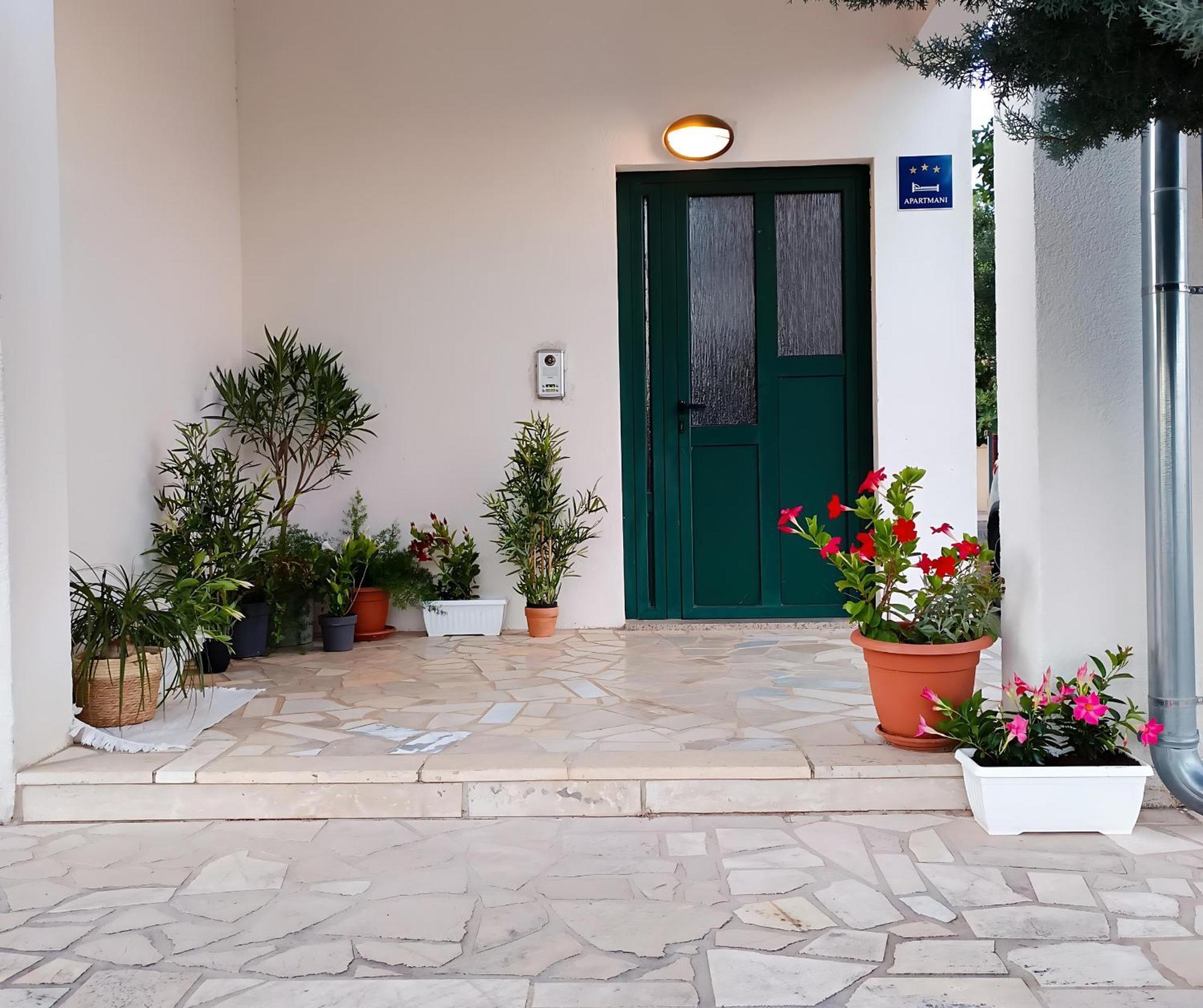 Lux Apartments Vodice Extérieur photo